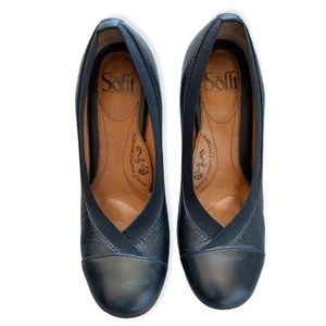 Sofft Oksana Slip-On Black Leather Kitten Heels 7